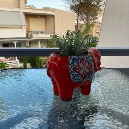 House Gjiri I Lalzit شقة *