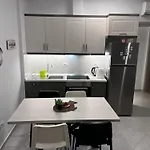 House Gjiri I Lalzit